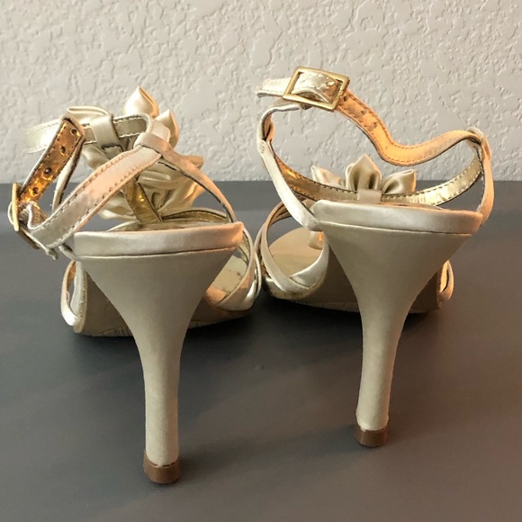 Rampage Strappy Heels - Picture 4 of 7